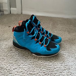 USED Nike Jordan Melo M10